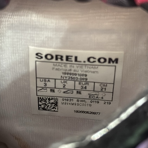 SOREL Youth Flurry All Over Print Winter Boots Size 3 Girls Weatherproof - Picture 10 of 13